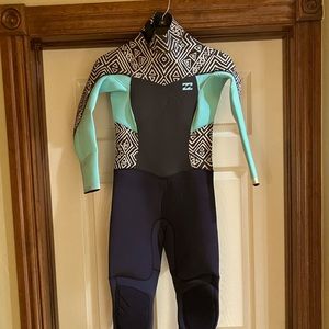 Women’s XS Billabong Wetsuit